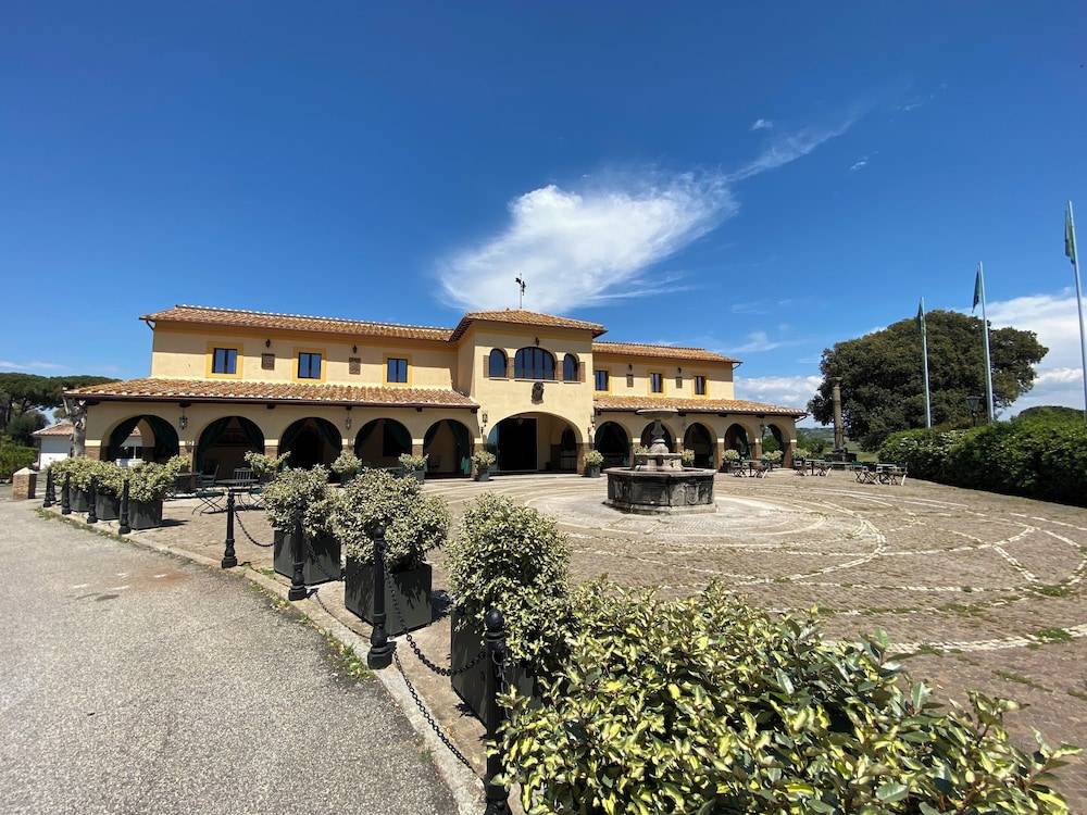 Olympia Resort & Spa 1