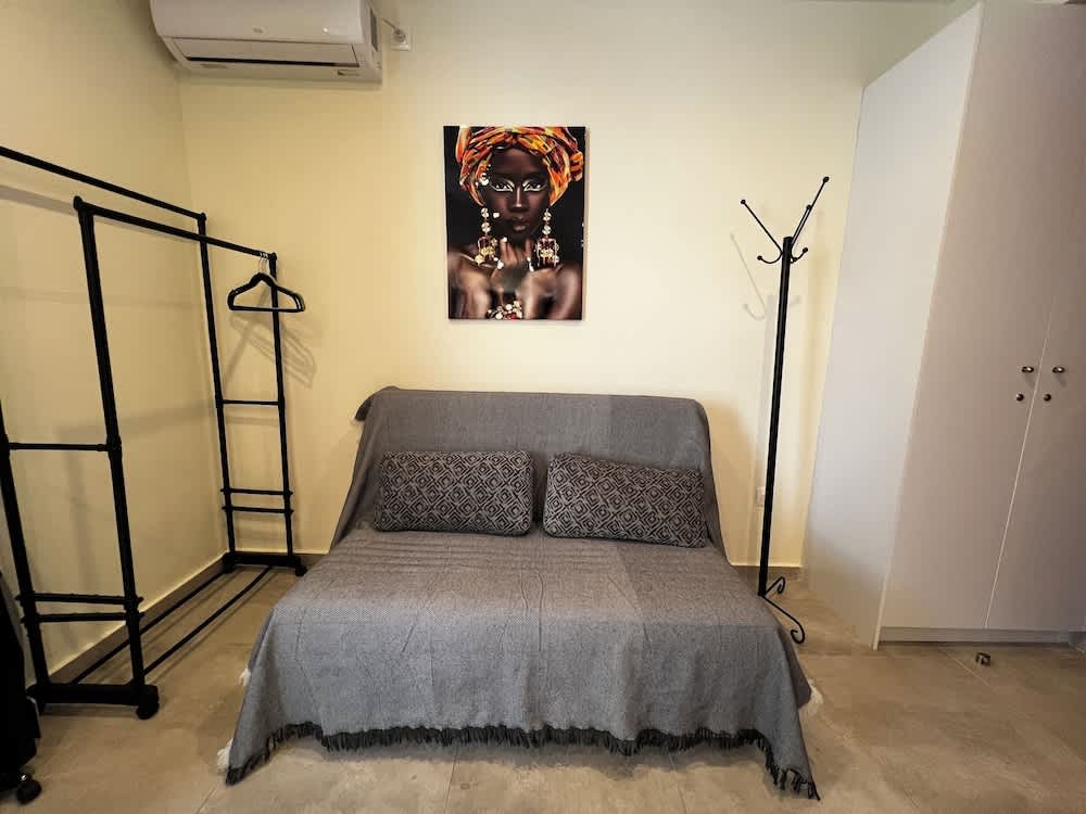 Agora Studio 2
