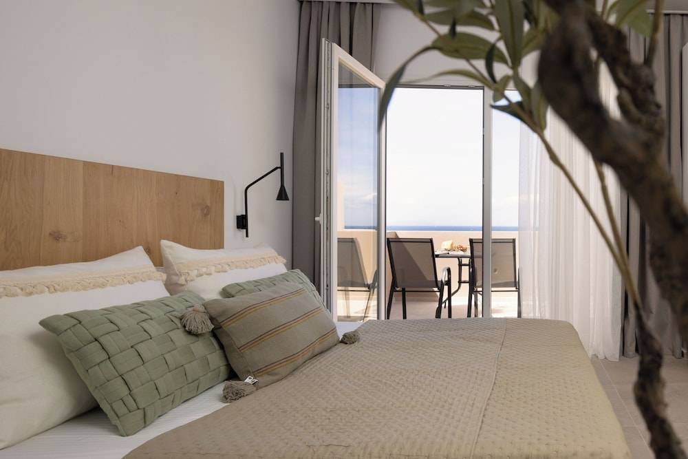Olive Vista Suites 2