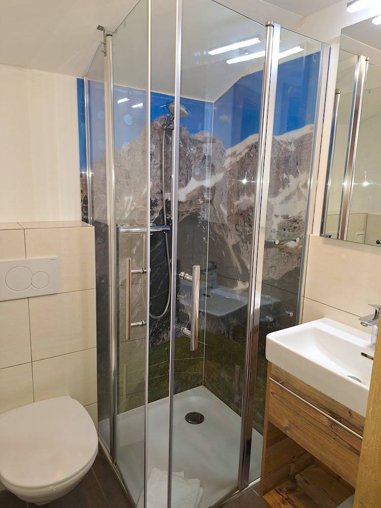 Wellness- und Familienhotel Garni Dachsteinresort 1