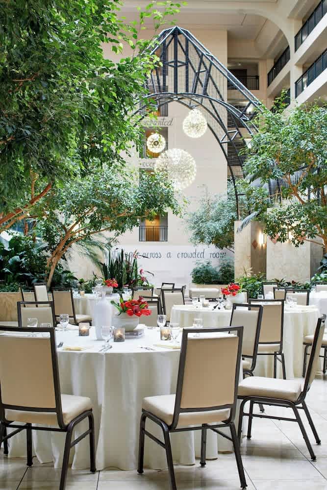 Renaissance Chicago Glenview Suites Hotel 2