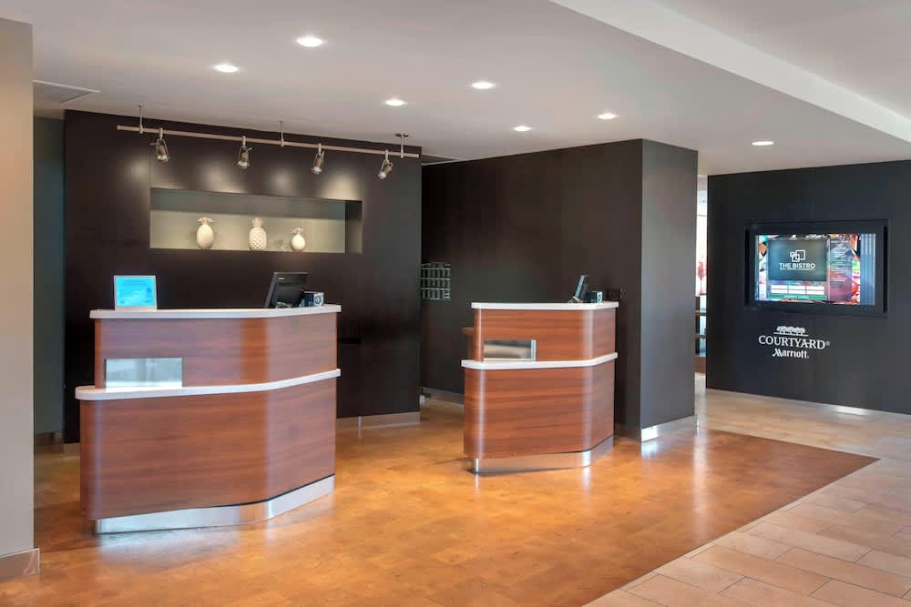 Courtyard by Marriott Mt. Laurel 2