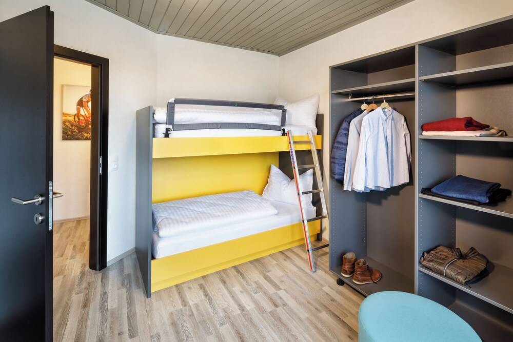 Basekamp Mountain Budget Hotel 1