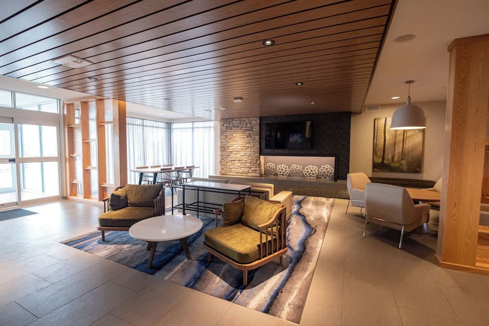 Fairfield by Marriott Inn & Suites Fond du Lac 2