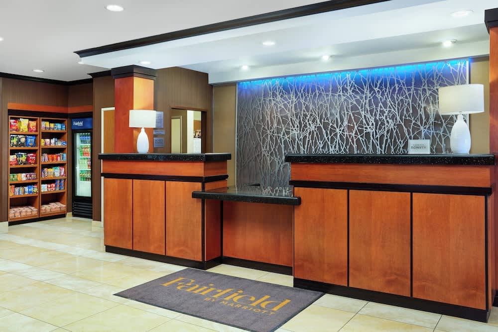 Fairfield Inn and Suites by Marriott Plainville 2