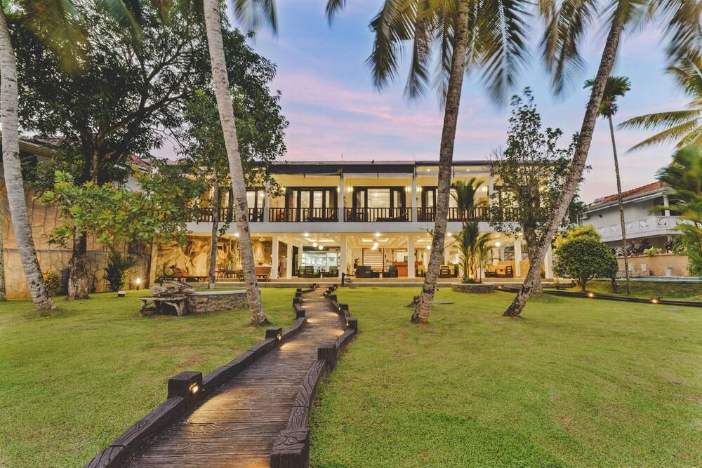 River View Villas 1