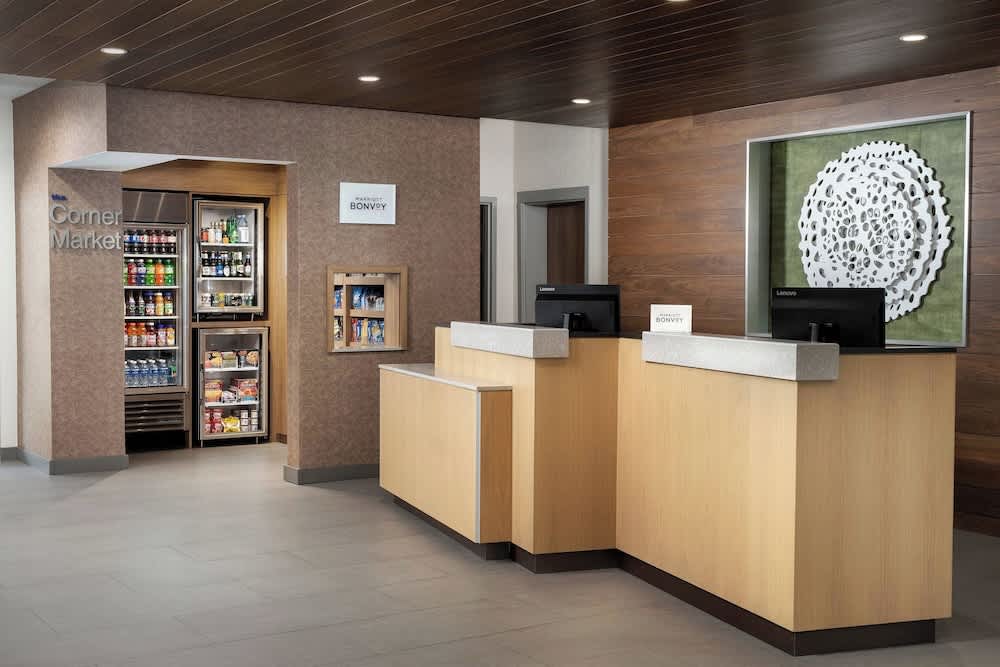 Fairfield Inn & Suites by Marriott Gainesville I-75 2