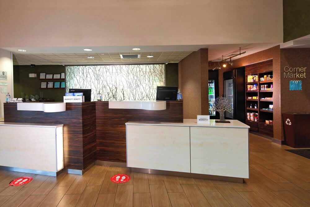 Fairfield Inn & Suites by Marriott Valdosta 2