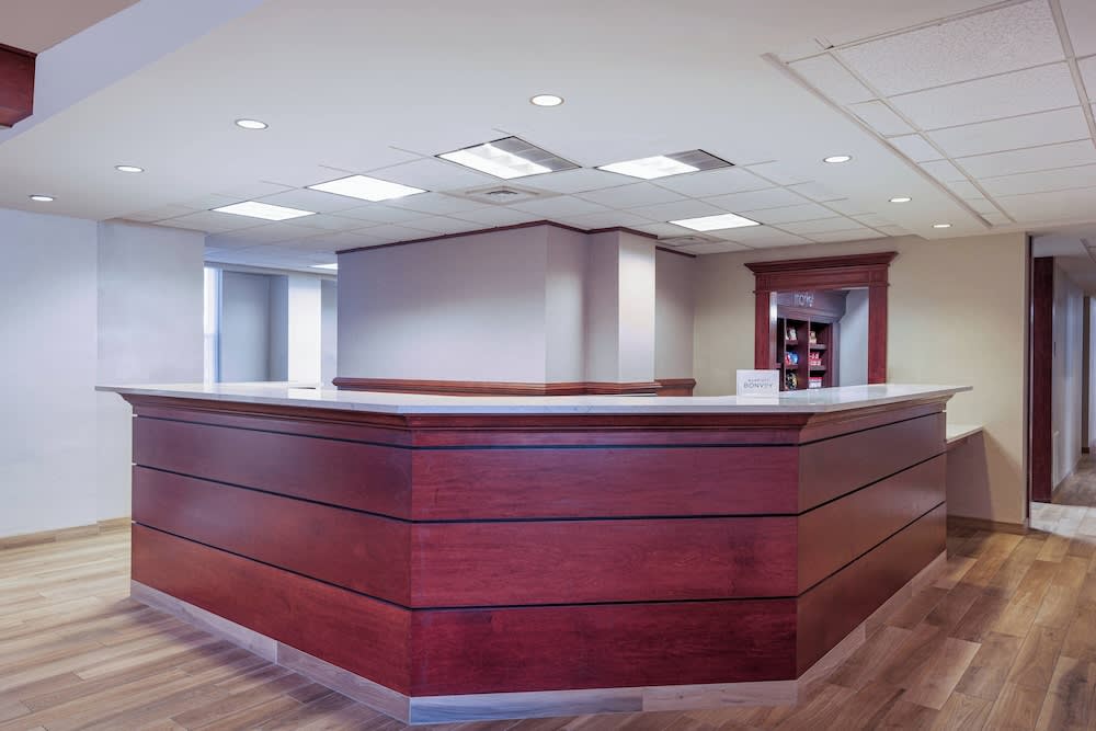 Residence Inn by Marriott Charleston Airport 2