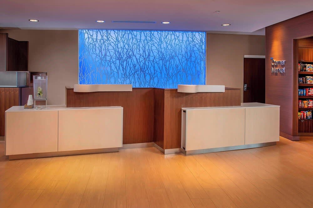Fairfield Inn & Suites by Marriott Harrisburg International Airport 2