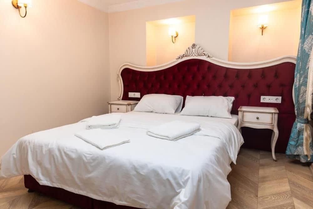 mirapartotel 2