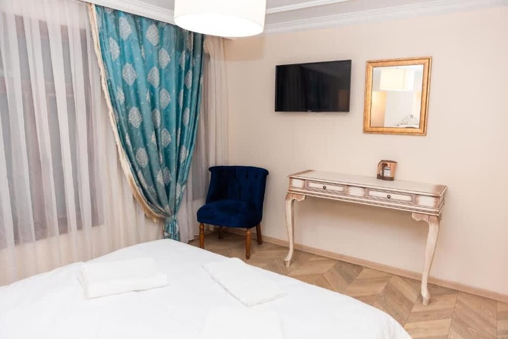 mirapartotel 1