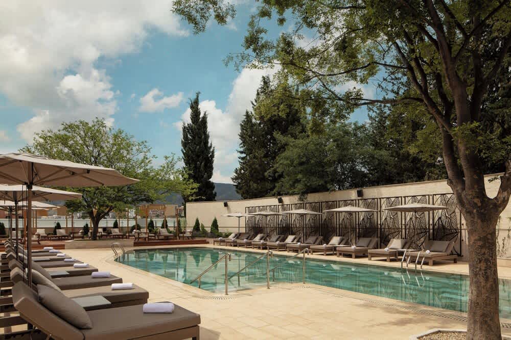 Sheraton Grand Tbilisi Metechi Palace 1