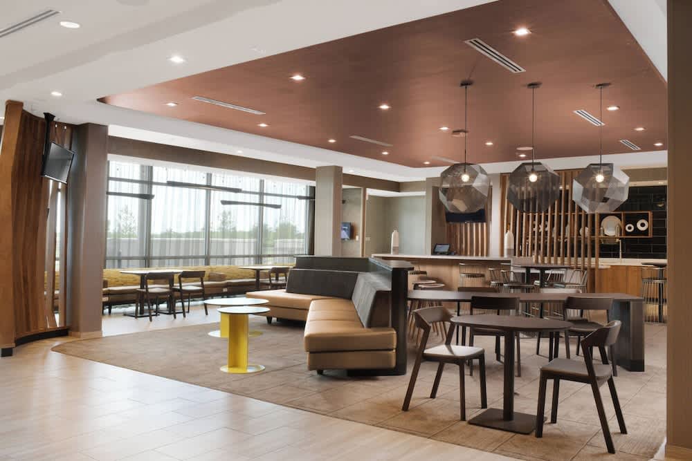 SpringHill Suites by Marriott Texas City 2
