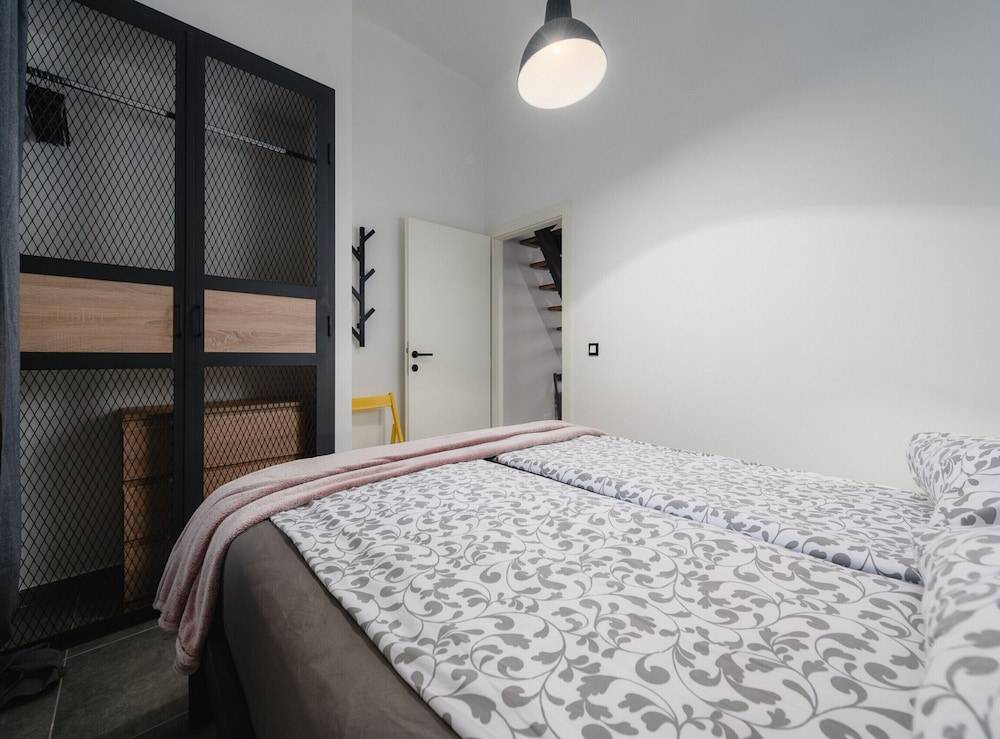 Apartment With View 2