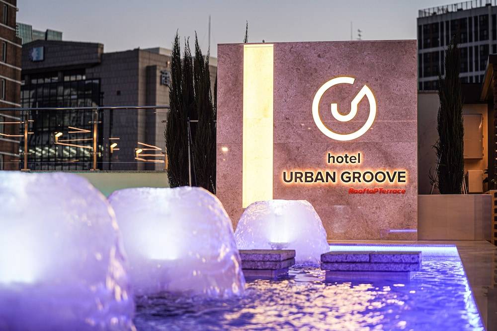 Urban Groove Hotel 1