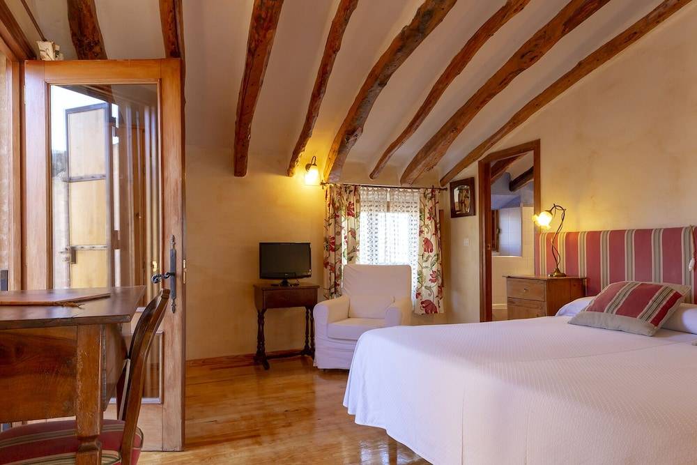 Hotel Rural Mas Fontanelles 1