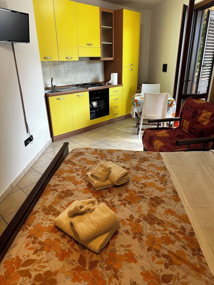 Appartamenti Scilla Paese Albergo 2