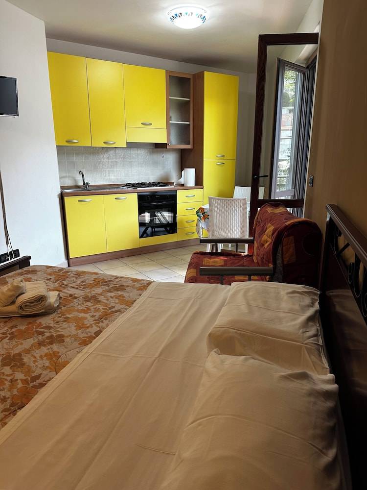 Appartamenti Scilla Paese Albergo 1