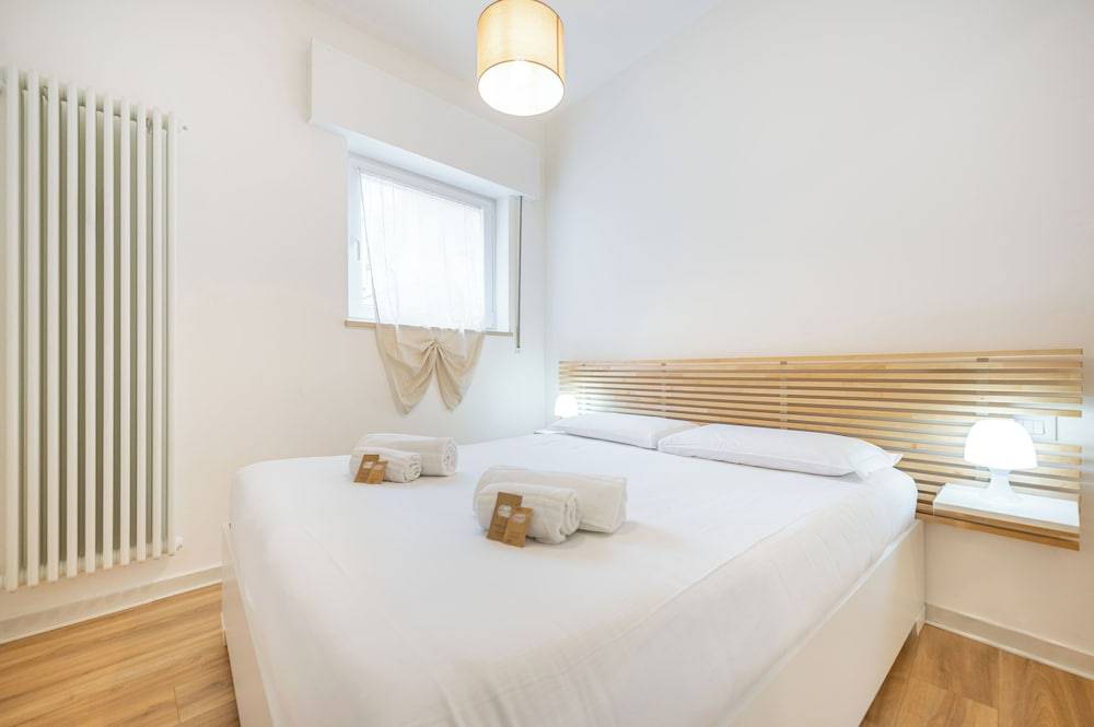 Debora's Flat 2