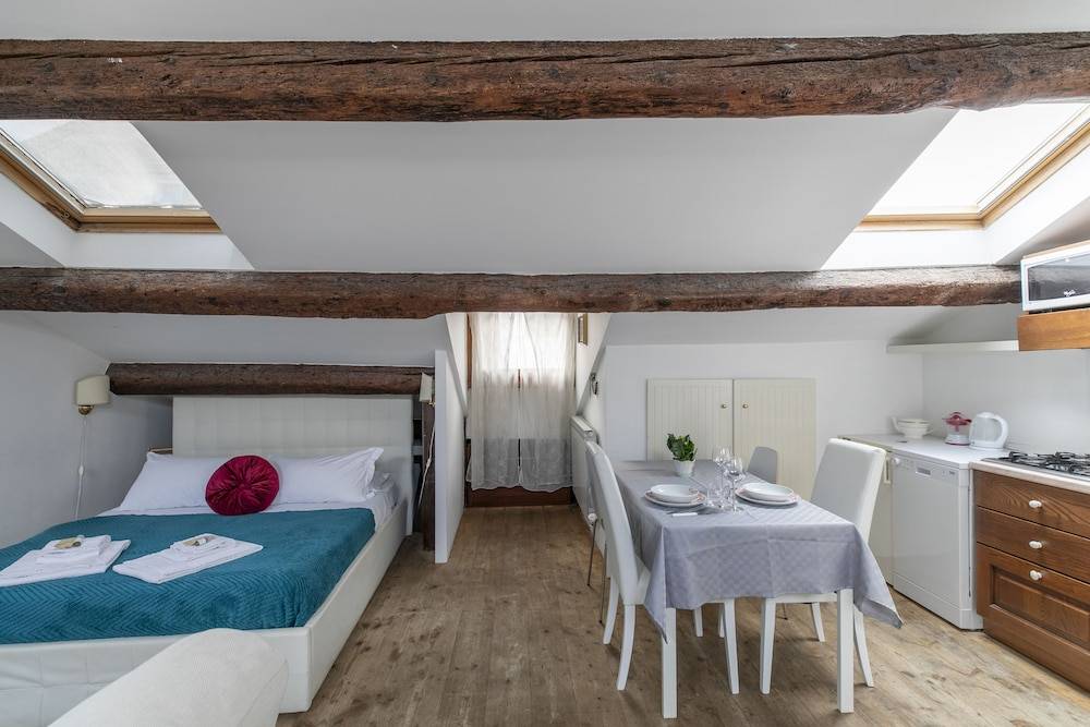 Venice Lovely Apartment 2