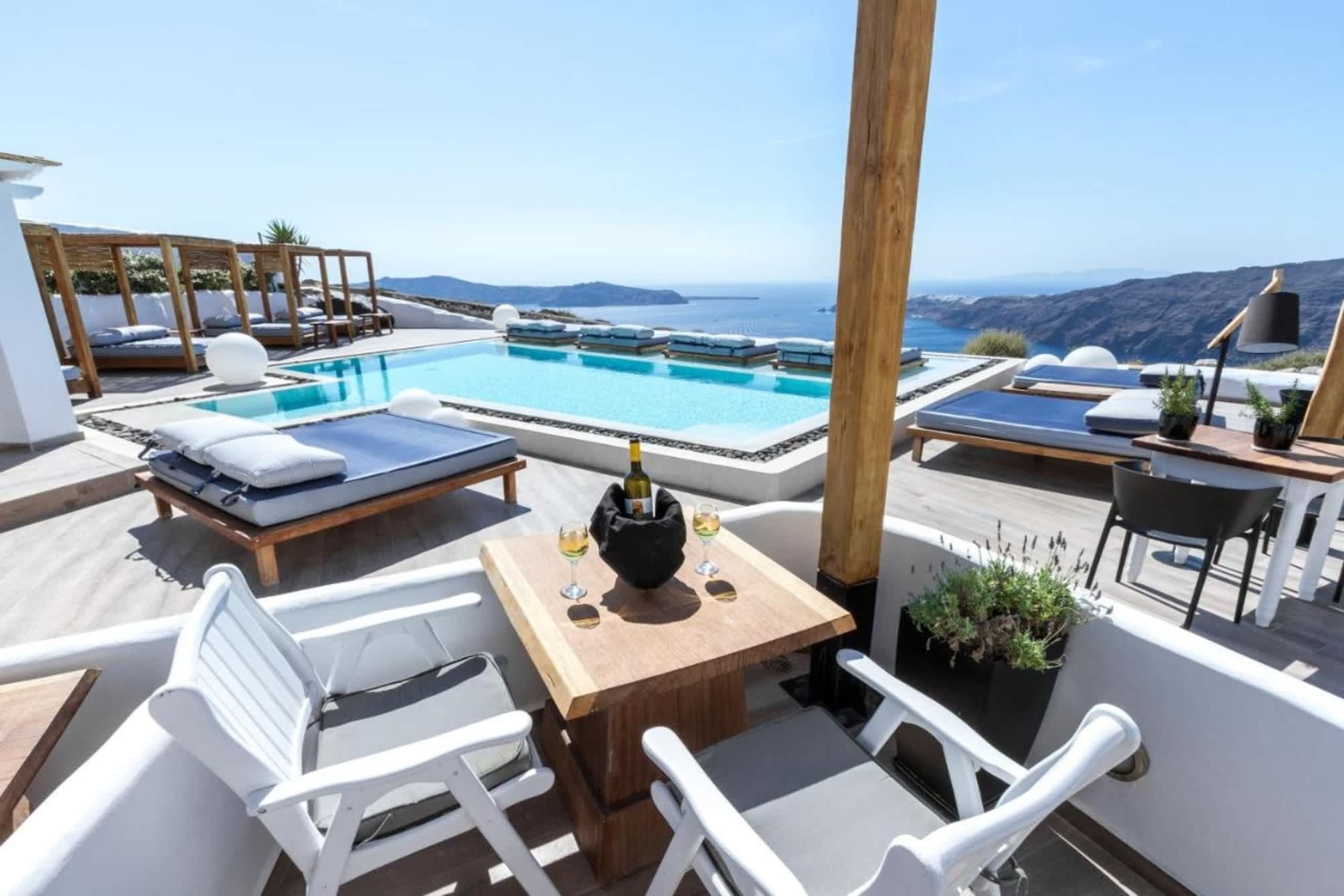 Amaze Suites 2