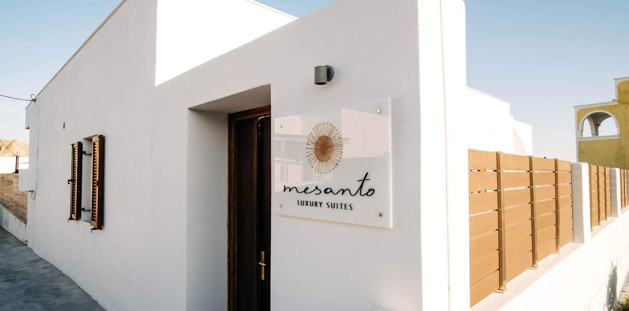 Mesanto Luxury Suites 1