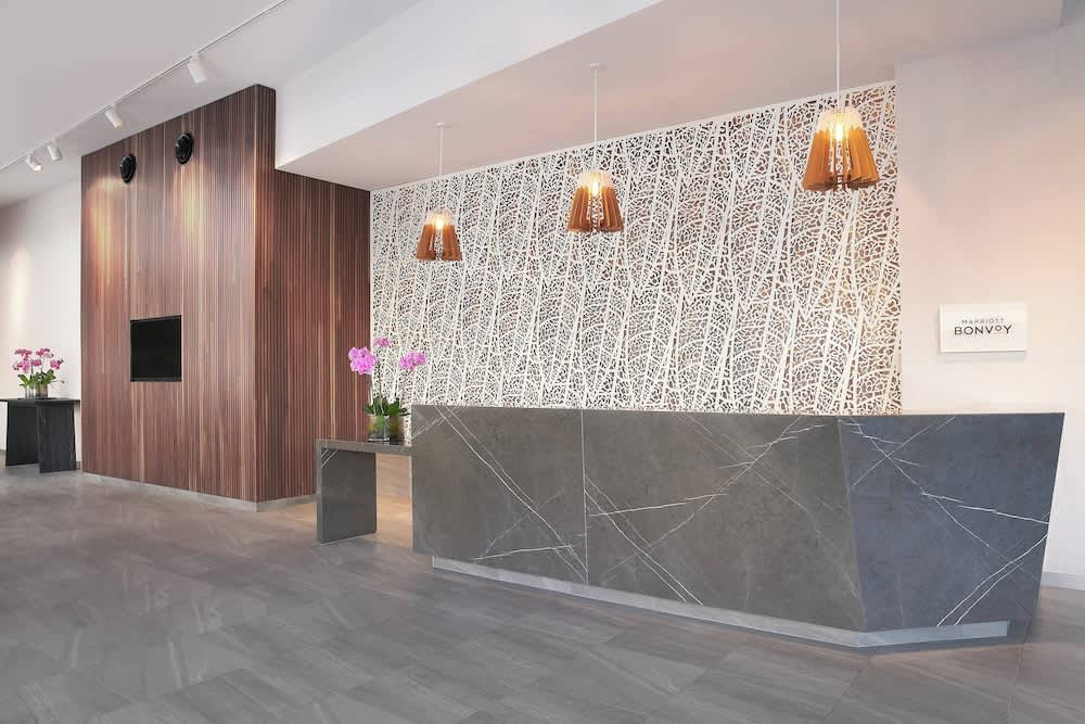 Courtyard by Marriott Brisbane South Bank 2