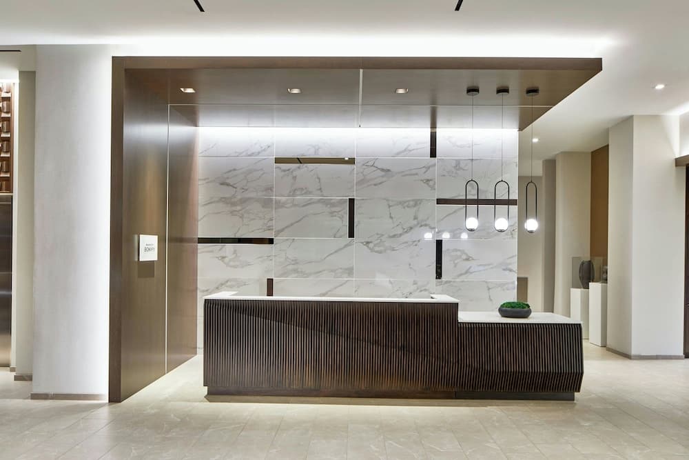AC Hotel by Marriott Sacramento 2