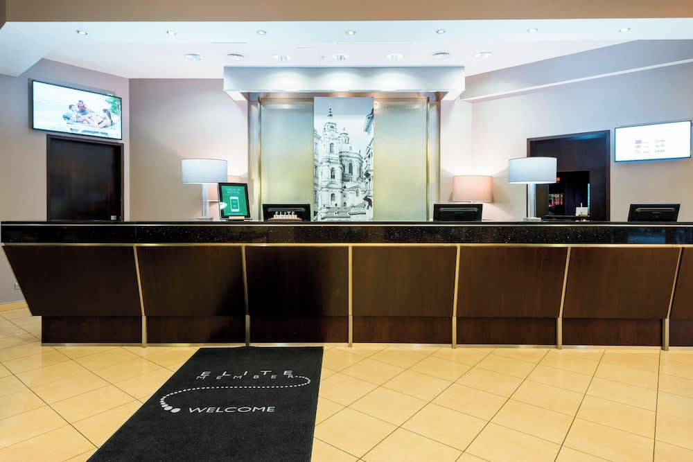 Courtyard by Marriott Prague City 2