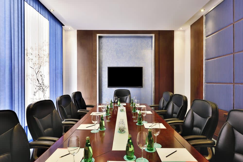 Le Meridien Jaipur Resort & Spa 2