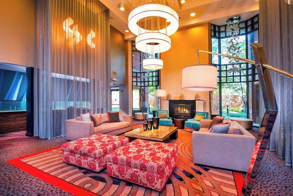 Courtyard by Marriott Dulles Town Center 1