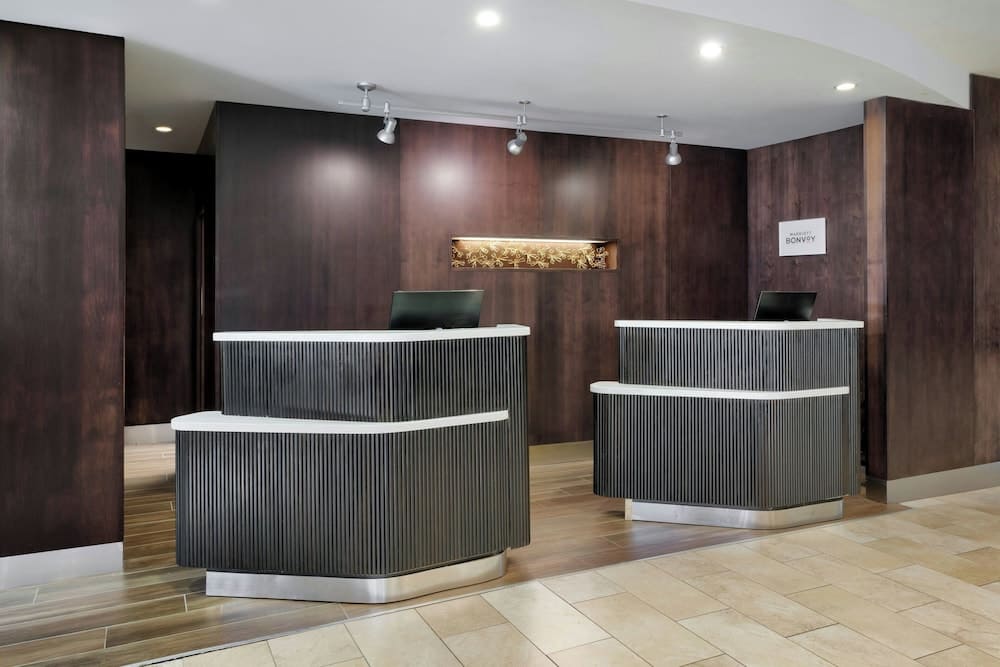 Courtyard by Marriott Johnson City 2