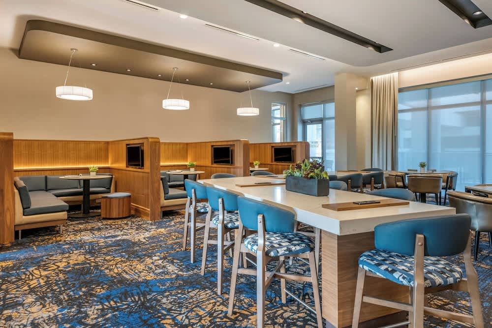 Courtyard by Marriott Fort Lauderdale Downtown 2