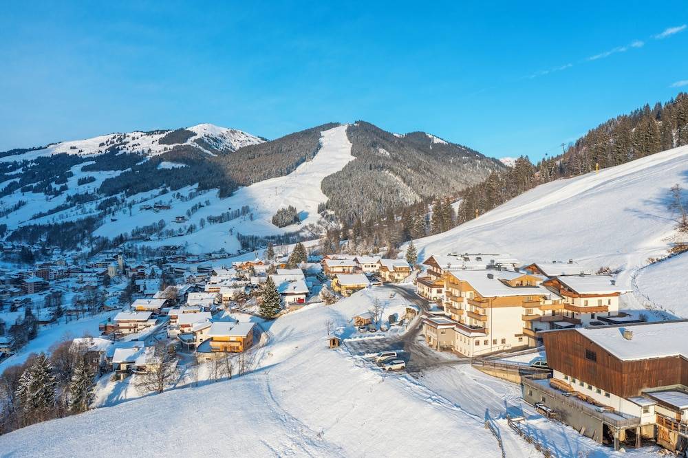 Hotel Vorderronach Sommer-Joker-Card in Saalbach & Parkplatz 1