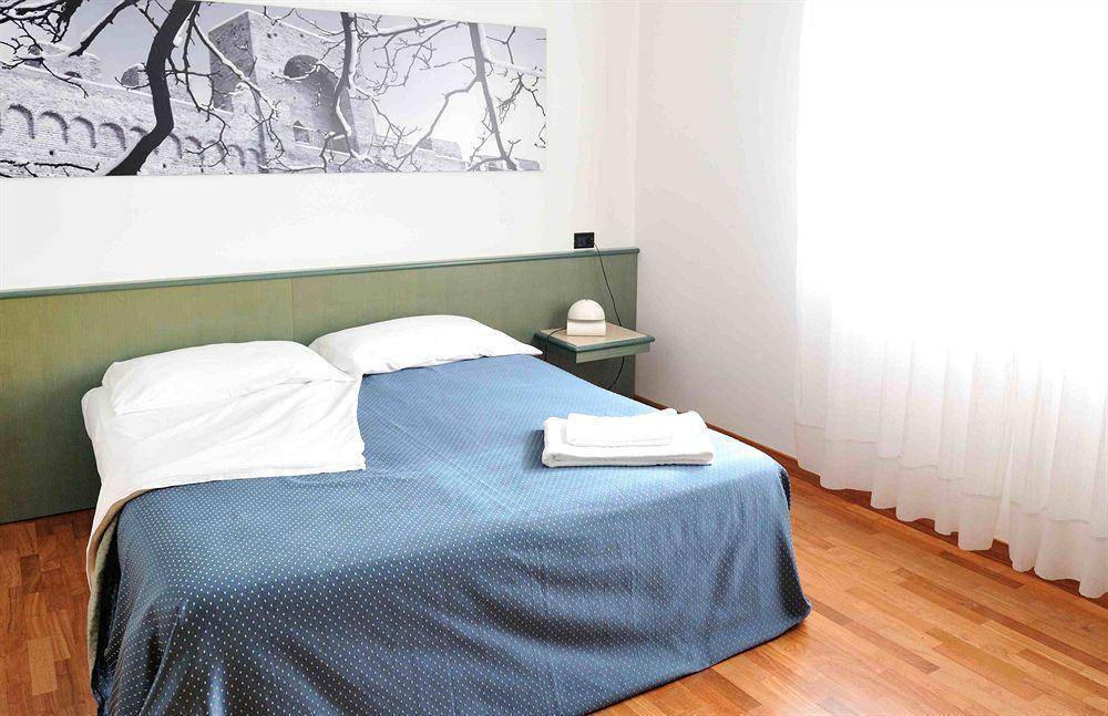 Rometta Hotel 2