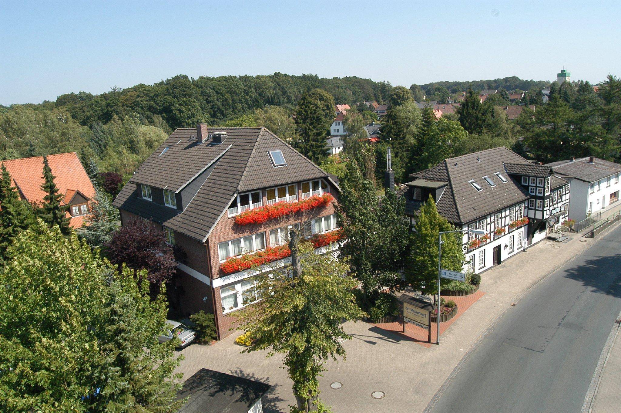Akzent Hotel Zur Wasserburg - Hotel Garni bed & breakfast 2