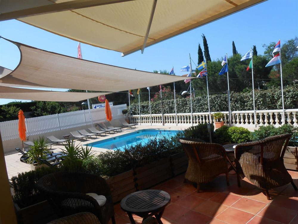 Hôtel Athéna 1