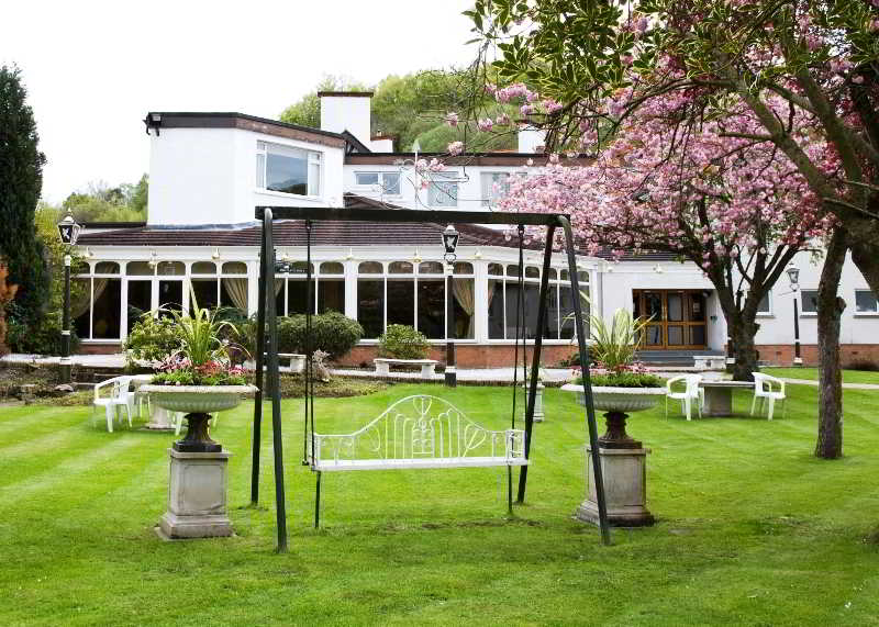 The Popinjay Hotel 1
