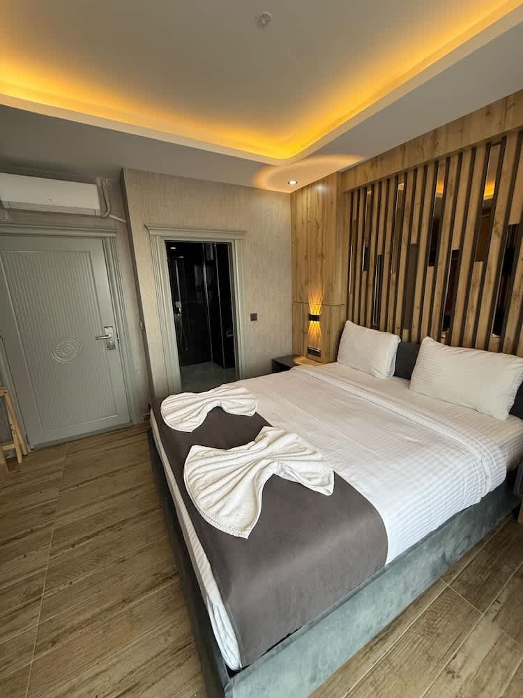 world say hotel 1