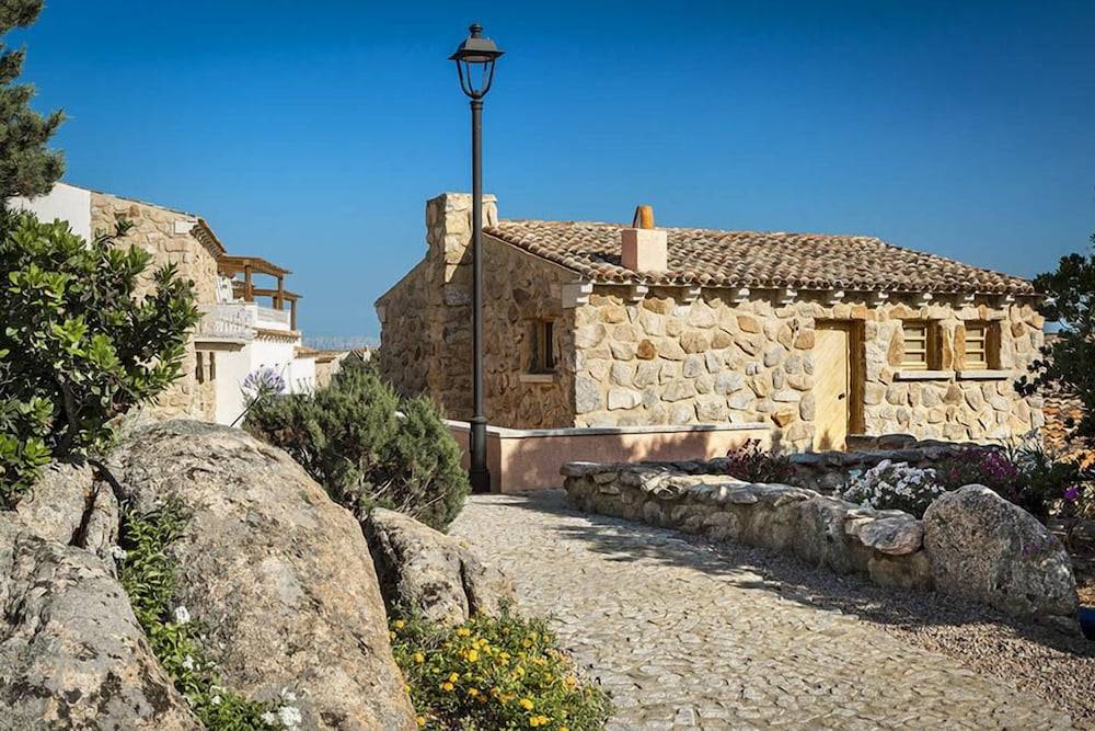 Borgo Smeraldo Villas 2