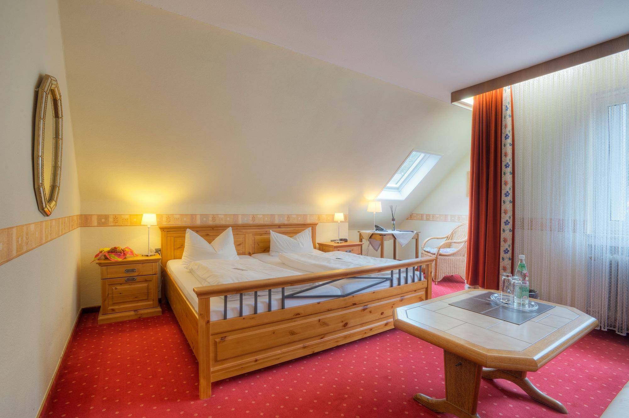 Hotel Schwanenweiher Bad Bertrich 2