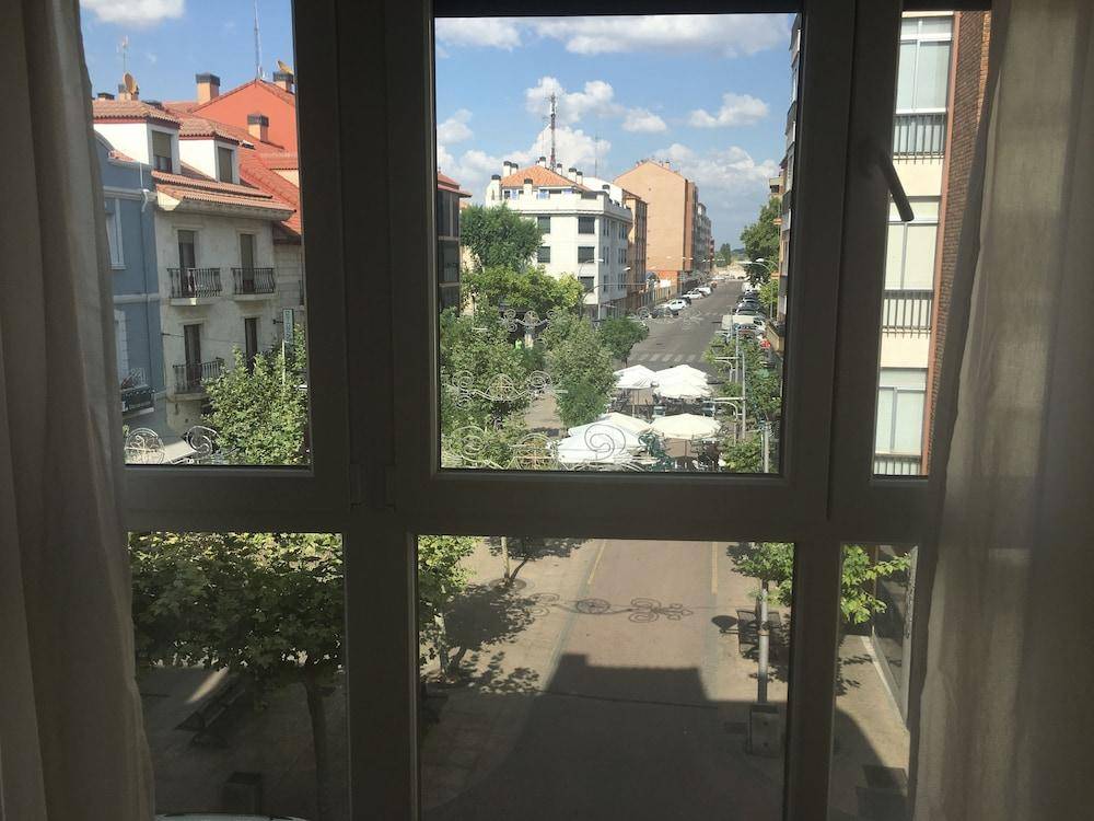 Hostal Consejo de Aranda 1