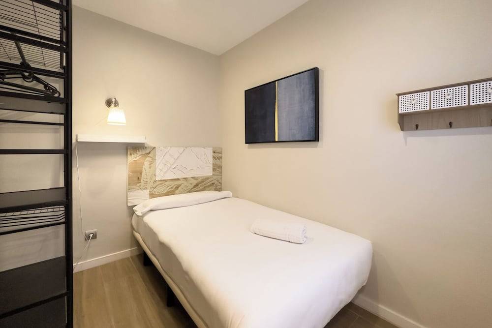 BeBarceloner Apartments San Marti Apar 2