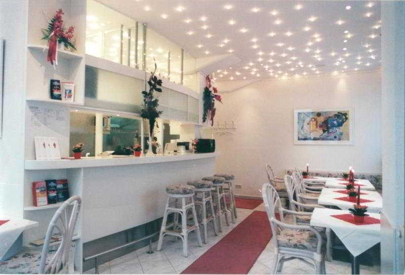 Relax Hotel & SPA Stuttgart 2