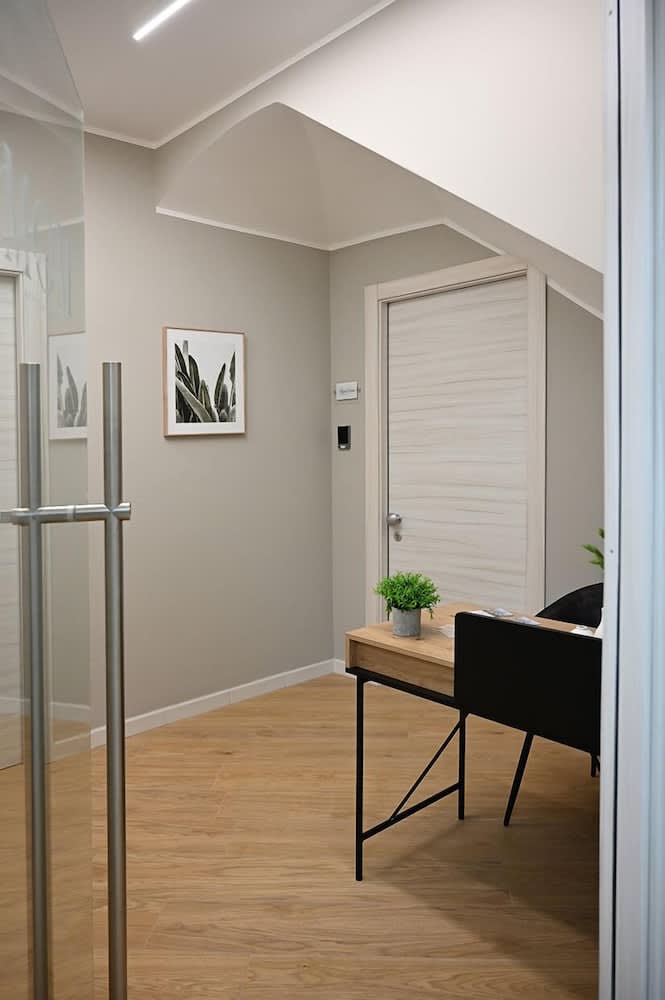 Mom Apartment Rooms&Suites 1