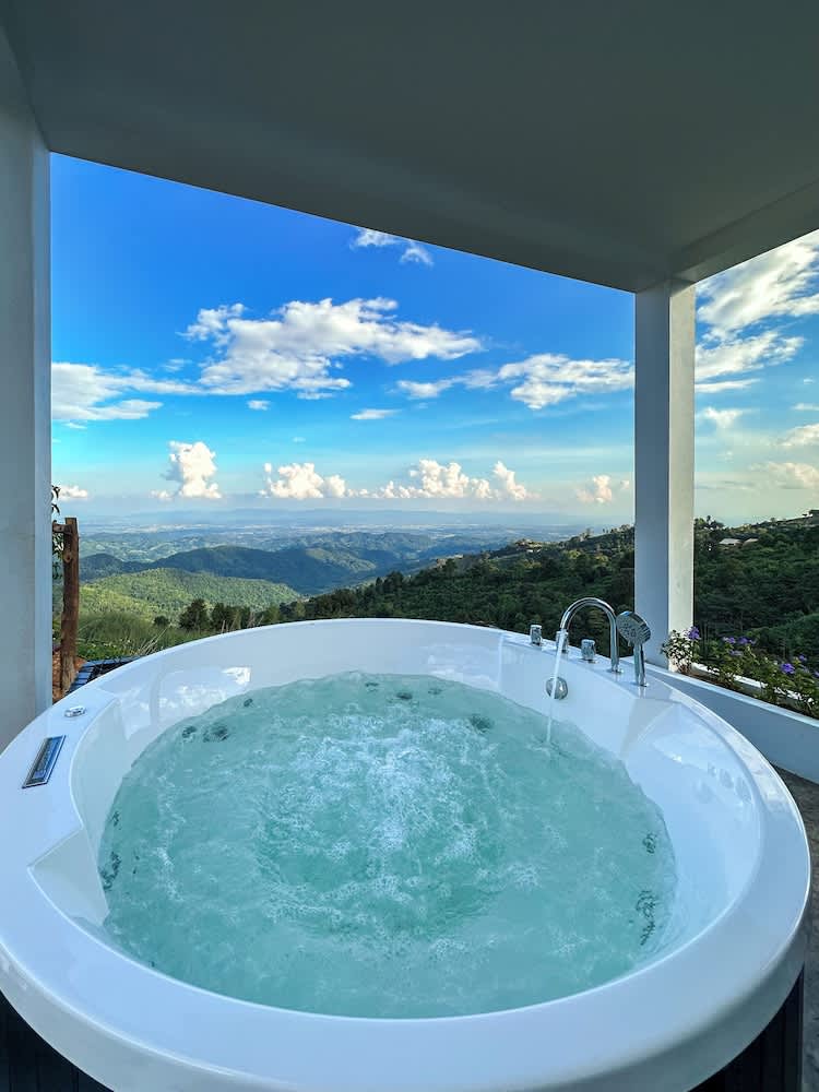 Above The Clouds - Chiang Rai 2