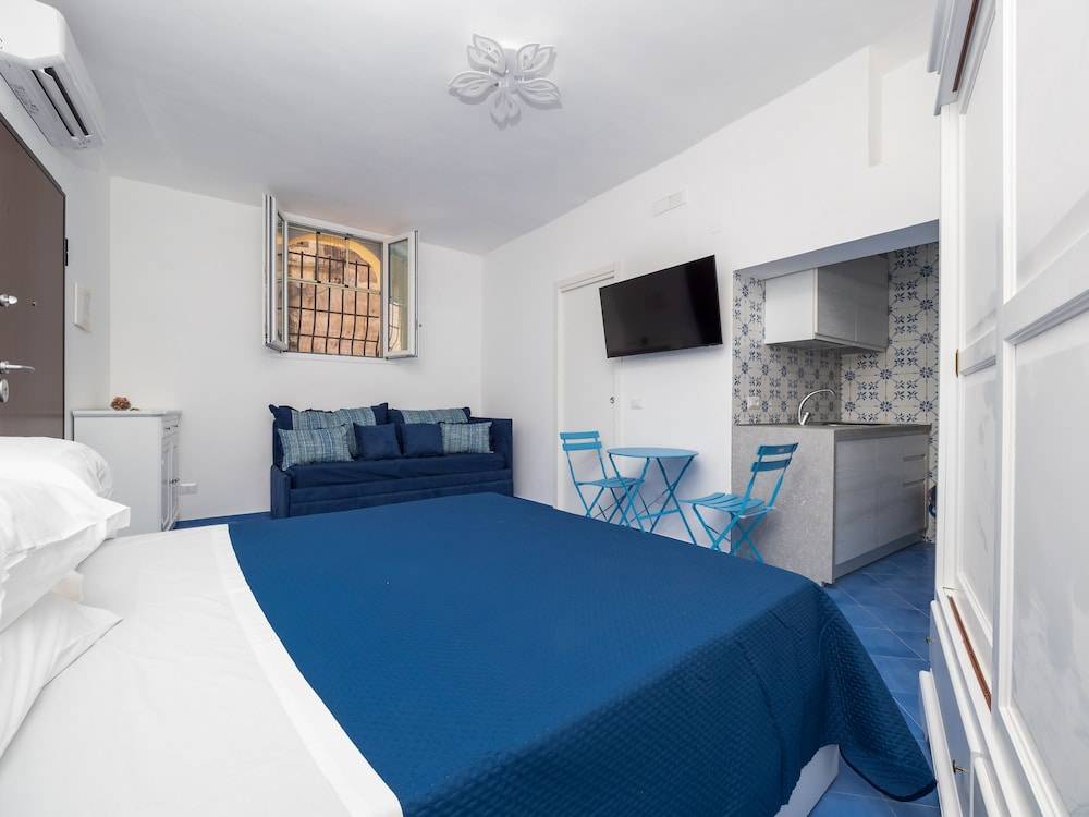 De Vivo Realty - Camilla House Positano 2