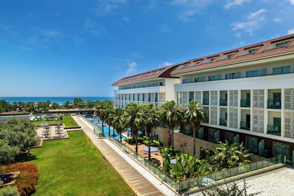 Trendy Verbena Beach 1