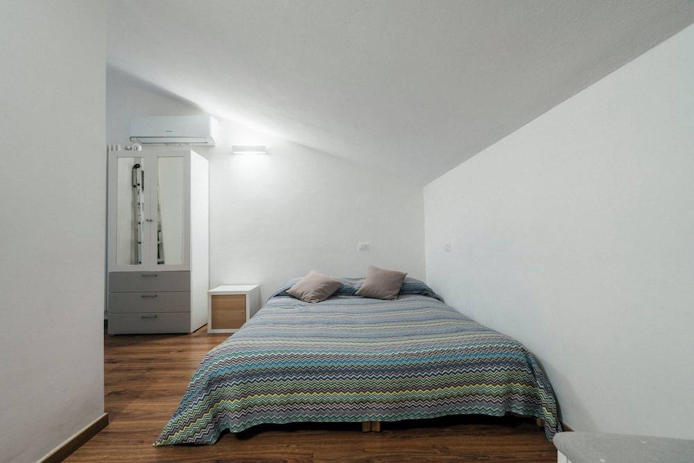 Guest House All'83 2